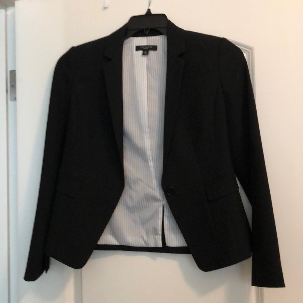 Anne Taylor Black Blazer Worn Once 2P